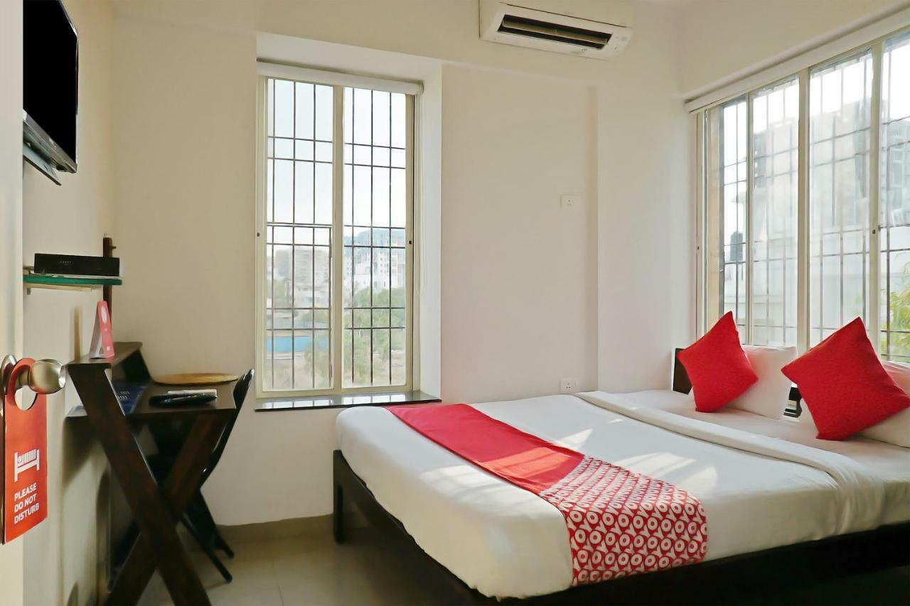 Oyo 12227 Hotel Resonare Baner Pune Exterior photo